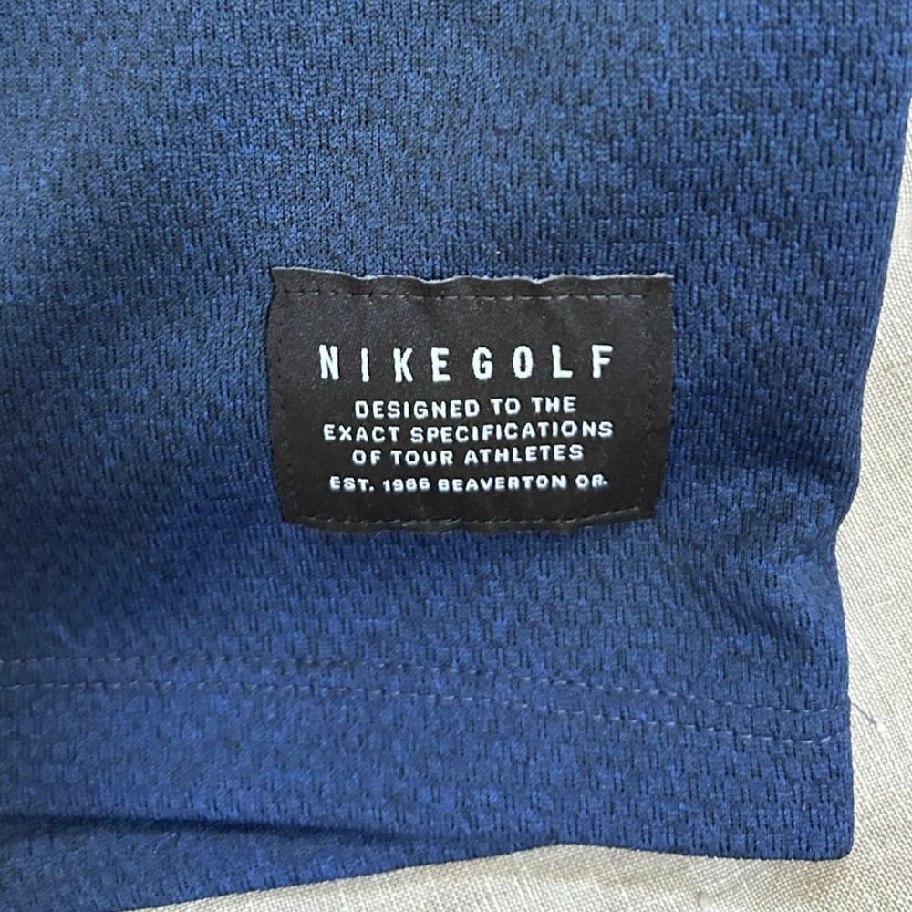 NIKE DRI-FIT MEN'S Medium GOLF TOP | OSBIDIAN BLUE/BLACK - Picture 2 of 5